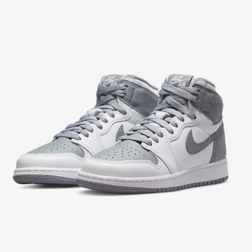 Air Jordan 1 Retro High OG 
Size: 6.5 US women’s, 23cm